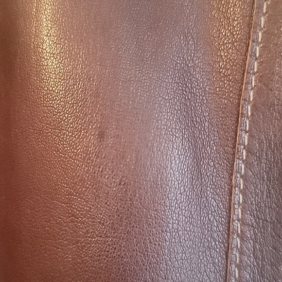 Andrew Marc chocolate brown leather jacket, with silver hardware. Size large - Picture 7 of 8